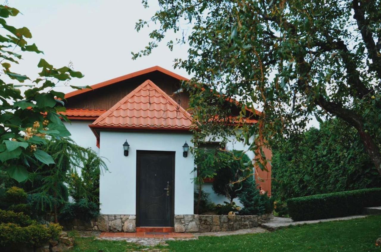 Villa Sadyba Pochayiv Potschajiw Exterior foto